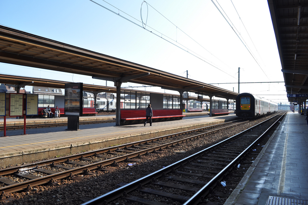 gare-tournai-01